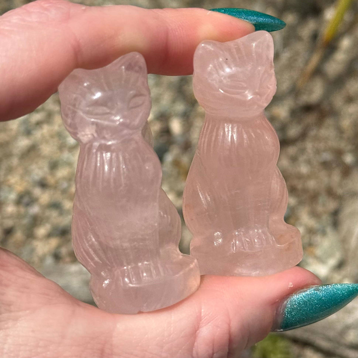 Small Rose Quartz Cat with Curly Tail